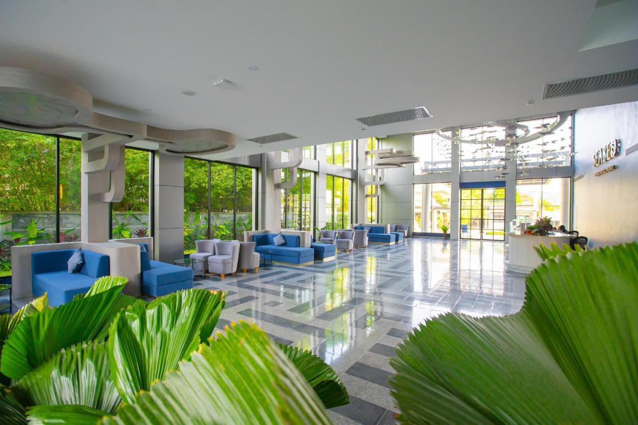 Seabed Grand Hotel Phuket - Sha Extra Plus Εξωτερικό φωτογραφία Lobby