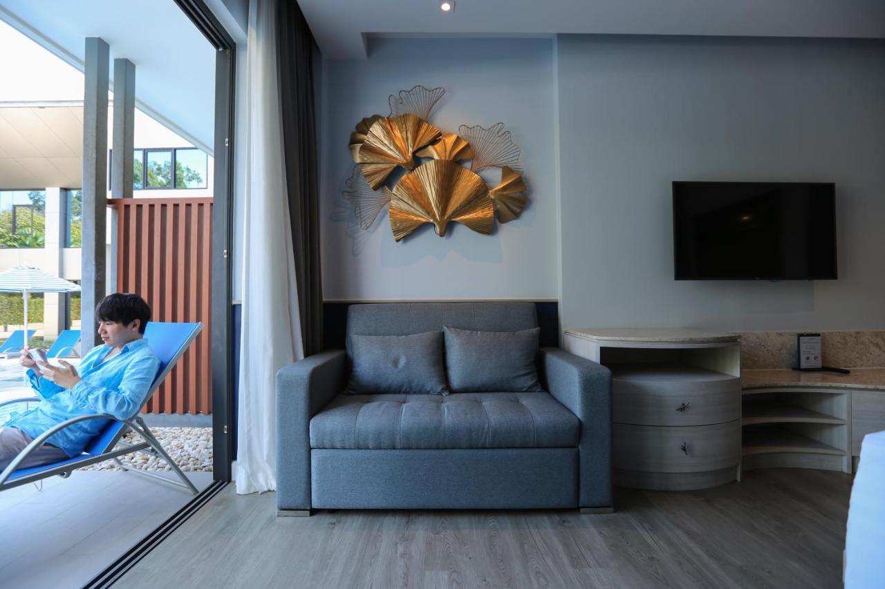 Seabed Grand Hotel Phuket - Sha Extra Plus Εξωτερικό φωτογραφία A room at the hotel
