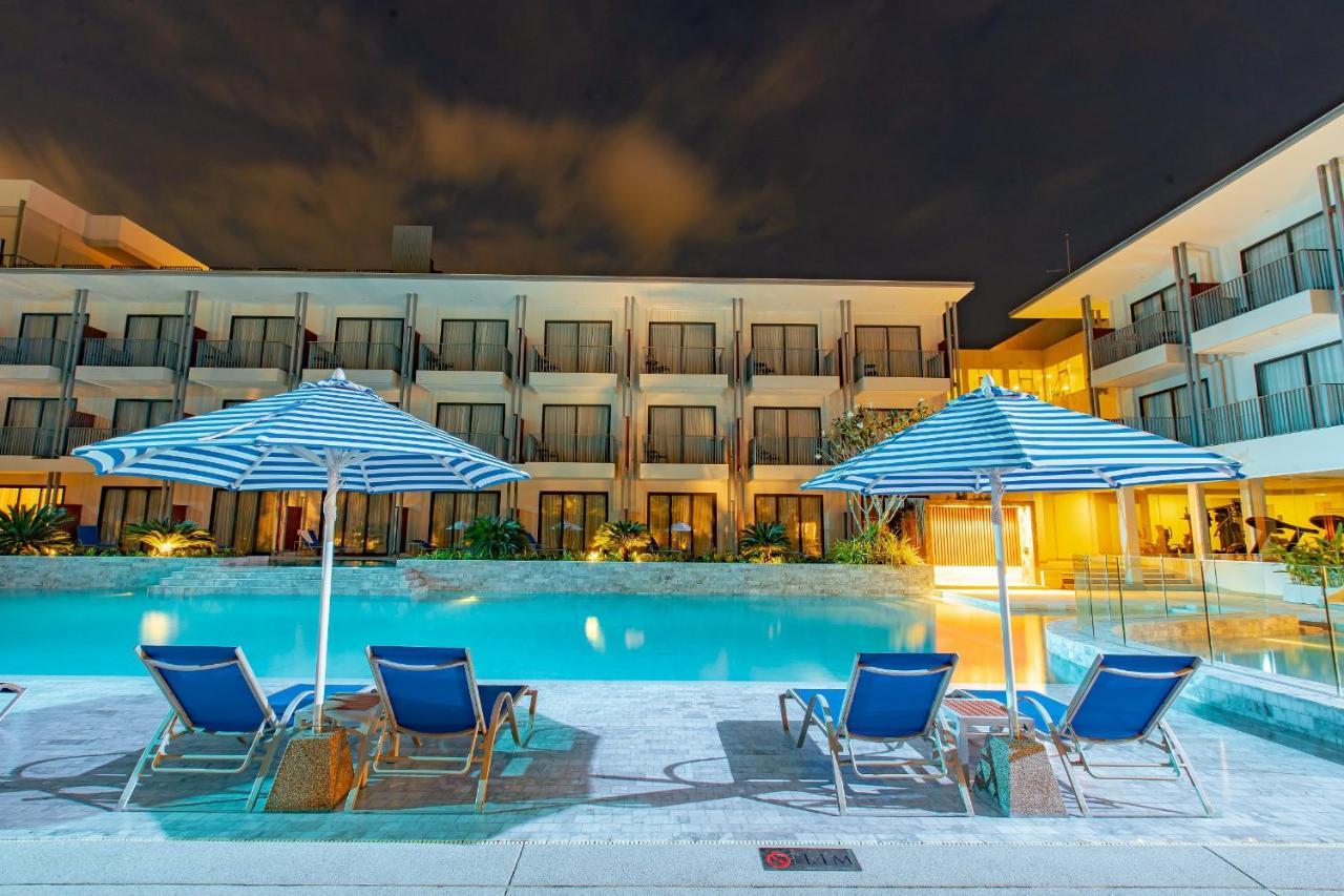 Seabed Grand Hotel Phuket - Sha Extra Plus Εξωτερικό φωτογραφία The swimming pool at the hotel